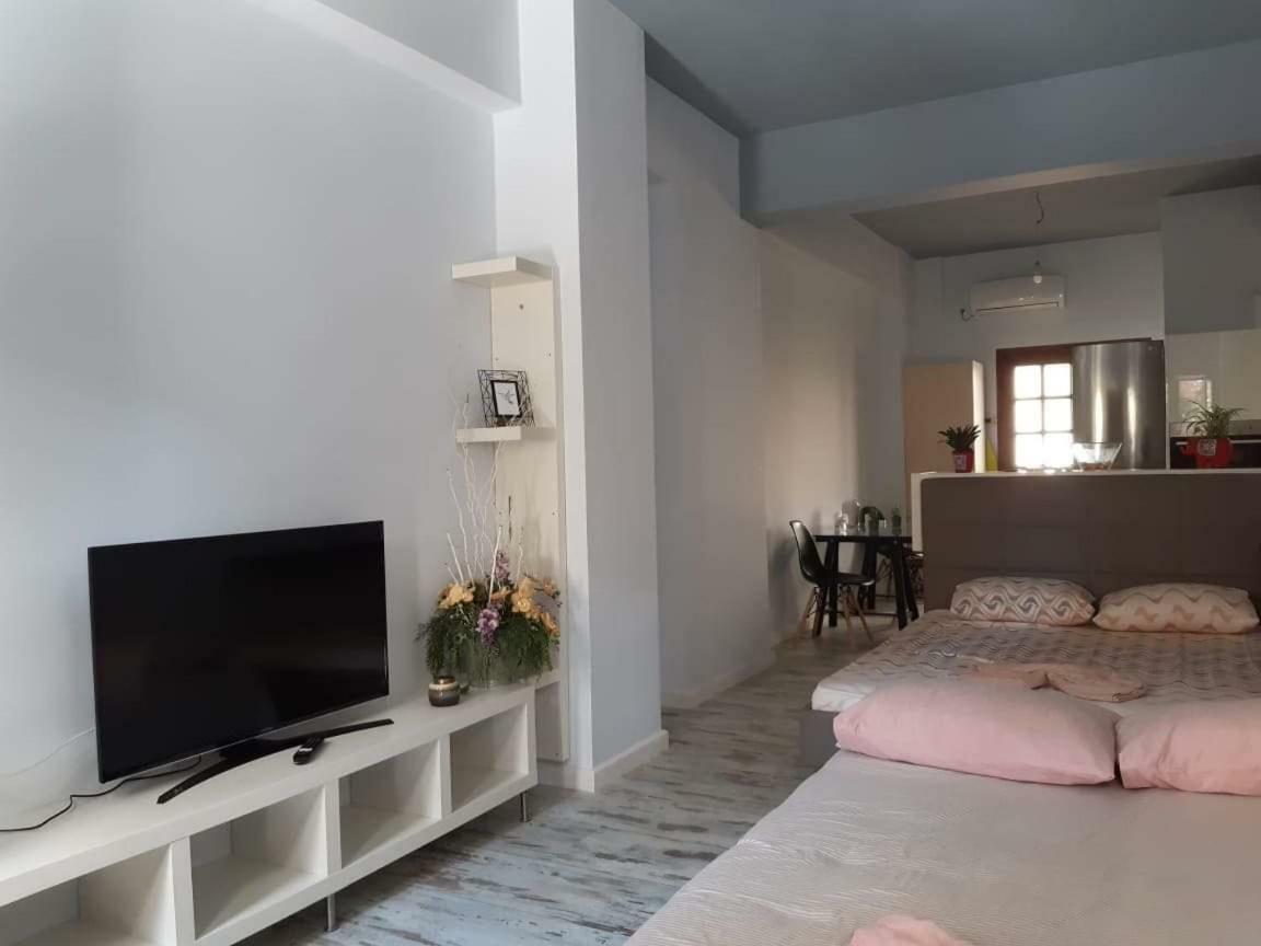 Anastasis Garden Room Kalamata Exterior photo