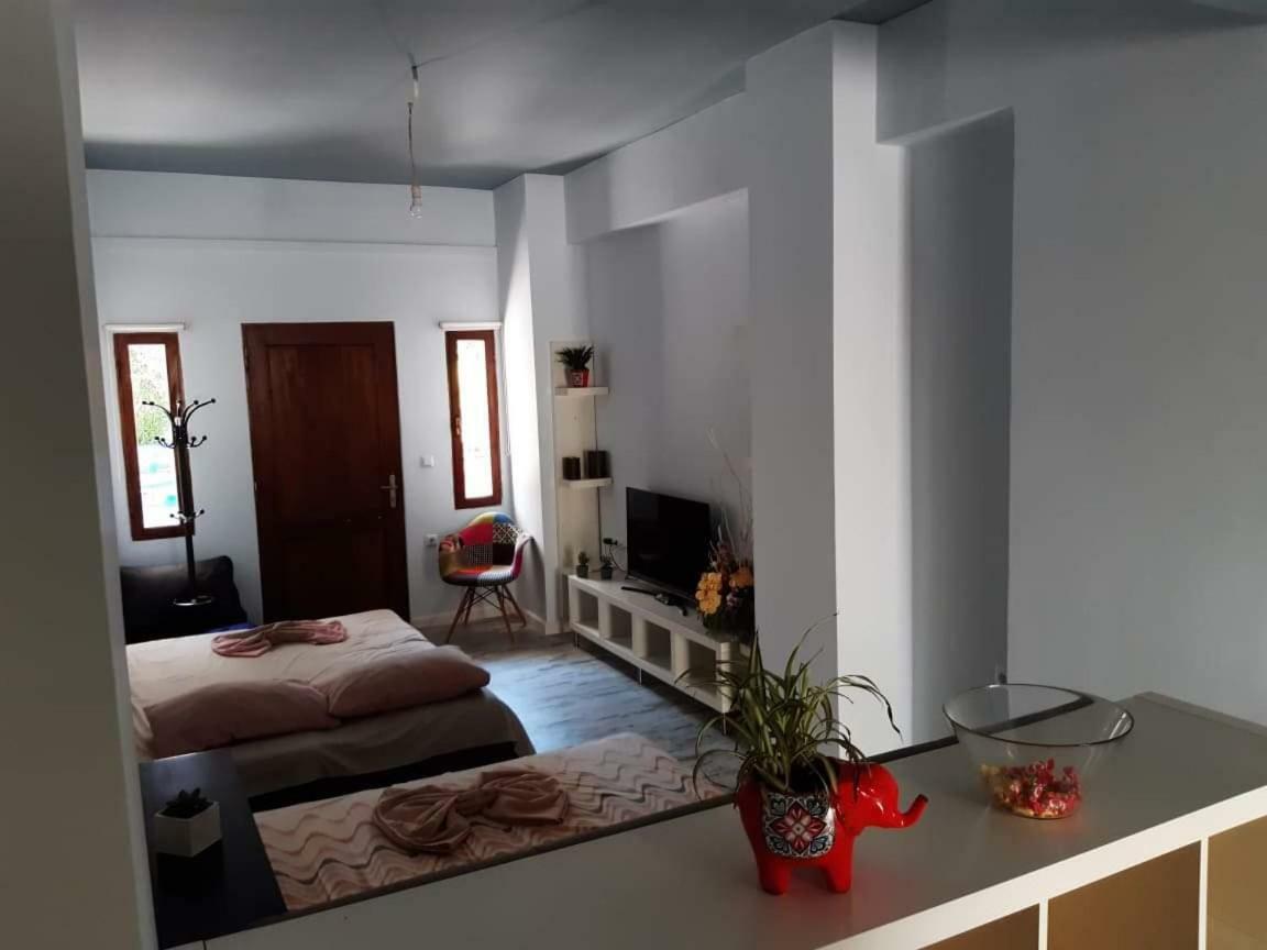 Anastasis Garden Room Kalamata Exterior photo